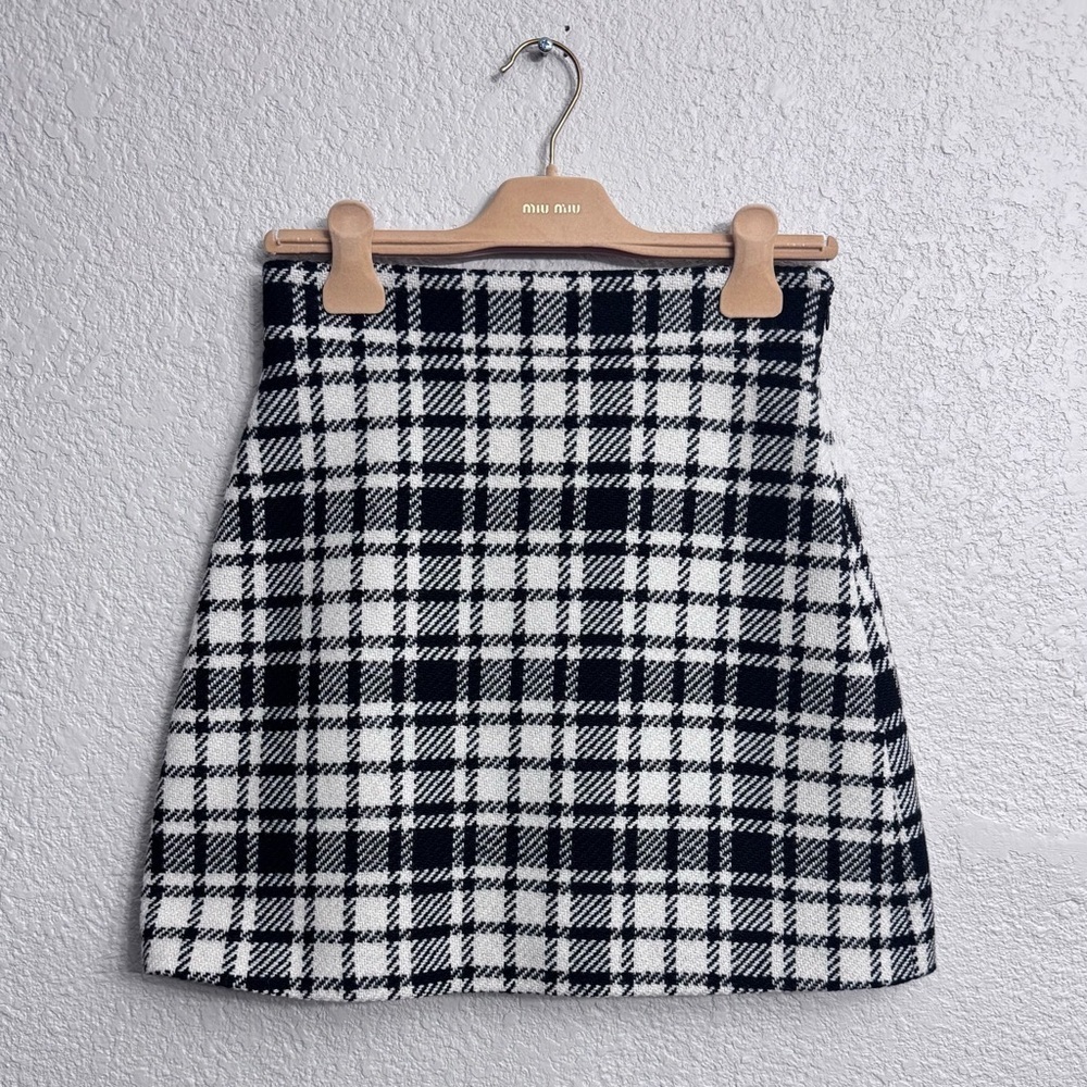 Miu Miu NWT Shetland Check Wool Mini Skirt Italy 40 – Retail $2240 - Picture 2 of 11